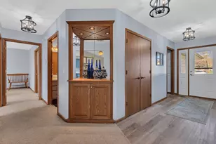 805 Westland St, New London, MN 56273 - Photo 6