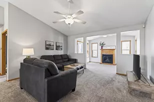 967 Breckenridge Ln, Montrose, MN 55363 - Photo 8