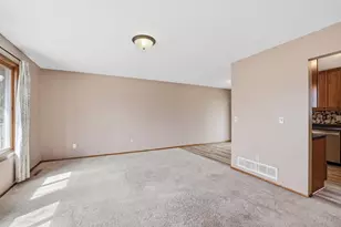 1057 Tamarack Ln, Lino Lakes, MN 55014 - Photo 6