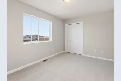 120 E 5th Street, Green Isle, MN 55338 - Photo 24