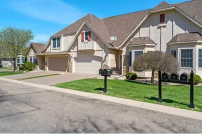 206 Stonebridge Lane, Saint Paul, MN 55118 - Photo 2