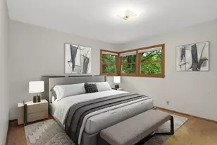5009 Holiday Rd, Minnetonka, MN 55345 - Photo 18