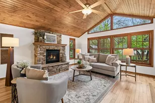 3100 Noble Ave N, Golden Valley, MN 55422 - Photo 4