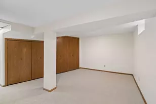 3100 Noble Ave N, Golden Valley, MN 55422 - Photo 34