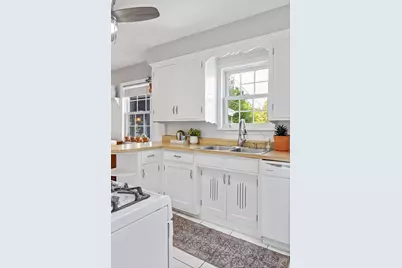 3255 Garfield Street NE, Minneapolis, MN 55418 - Photo 12