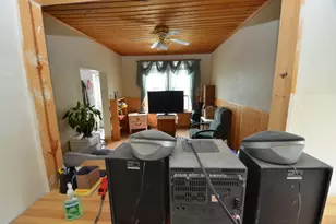 1026 E 3rd St, Duluth, MN 55805 - Photo 14