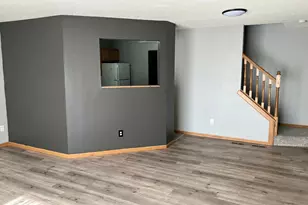 1869 E 122nd St, Burnsville, MN 55337 - Photo 4