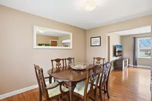 11016 Ewing Ave S, Bloomington, MN 55431 - Photo 16