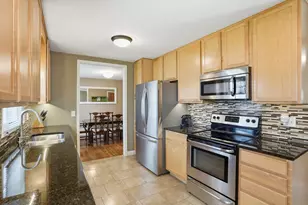 11016 Ewing Ave S, Bloomington, MN 55431 - Photo 10