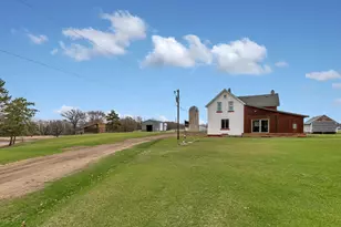 18848 223rd St, Richmond, MN 56368 - Photo 6