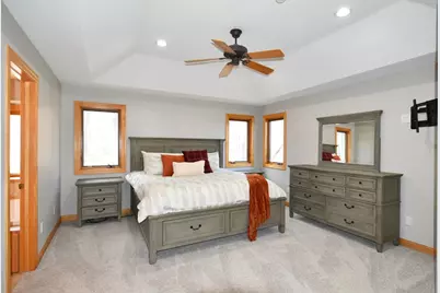7000 Halifax Lane NW, Rochester, MN 55901 - Photo 16