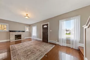 740 Belgrade Ave, North Mankato, MN 56003 - Photo 2