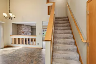 1017 Larch St, Farmington, MN 55024 - Photo 4