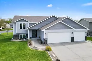 401 Fischer St NW, Montgomery, MN 56069 - Photo 1