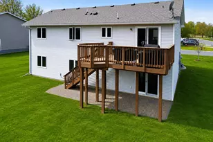 401 Fischer St NW, Montgomery, MN 56069 - Photo 4