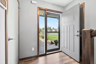401 Fischer Street NW, Montgomery, MN 56069 - Photo 6