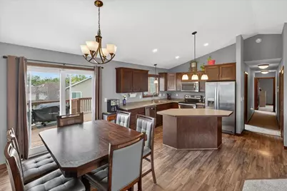 401 Fischer Street NW, Montgomery, MN 56069 - Photo 10