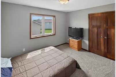 401 Fischer Street NW, Montgomery, MN 56069 - Photo 14