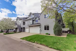 547 Woodduck Dr, Woodbury, MN 55125 - Photo 2