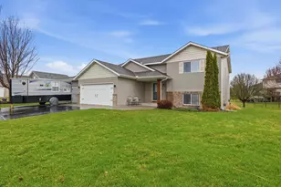 6267 Kahl Ave NE, Albertville, MN 55301 - Photo 2