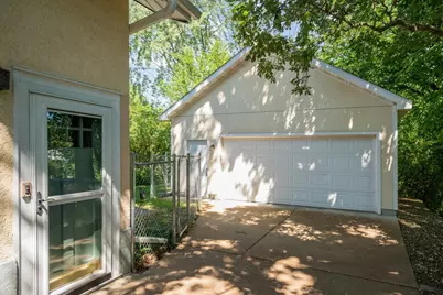 699 Wheelock Parkway W, Saint Paul, MN 55117 - Photo 32