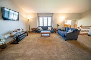 525 Lancaster Blvd, Zumbrota, MN 55992 - Photo 8