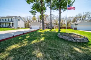 525 Lancaster Blvd, Zumbrota, MN 55992 - Photo 54