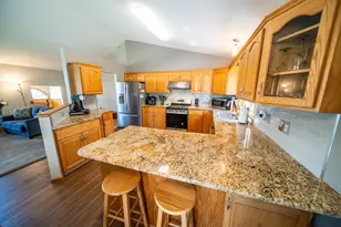 525 Lancaster Blvd, Zumbrota, MN 55992 - Photo 12