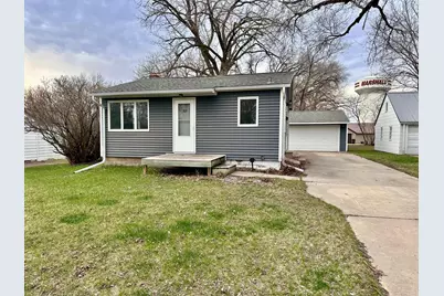 805 N 5th Street, Marshall, MN 56258 - Photo 1