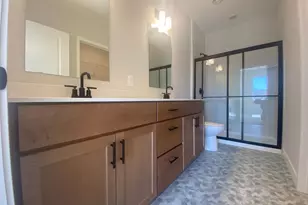 13788 Hollybrook Cir, Apple Valley, MN 55124 - Photo 4