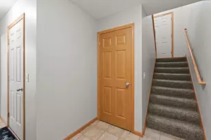 8105 Darcy Ln, Inver Grove Heights, MN 55076 - Photo 30