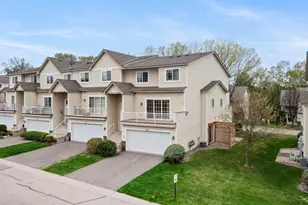 8105 Darcy Ln, Inver Grove Heights, MN 55076 - Photo 2