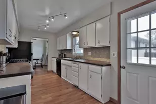 1120 Ashland St, Hastings, MN 55033 - Photo 24