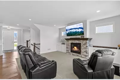 16860 Valley Road, Eden Prairie, MN 55347 - Photo 12