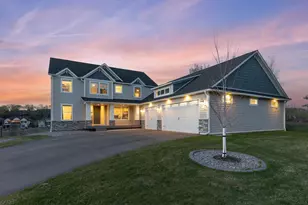 16860 Valley Rd, Eden Prairie, MN 55347 - Photo 2