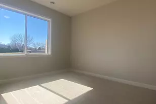 13792 Hollybrook Cir, Apple Valley, MN 55124 - Photo 8