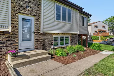 3458 Pilgrim Lane N, Plymouth, MN 55441 - Photo 2