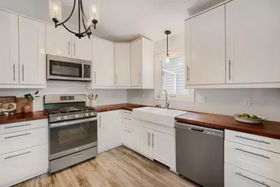 3458 Pilgrim Lane N, Plymouth, MN 55441 - Photo 12