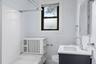 2535 Aldrich Ave S, Minneapolis, MN 55405 - Photo 30