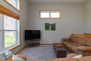 2204 St Johns Cir, Woodbury, MN 55129 - Photo 12
