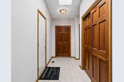 4105 Upland Lane N, Plymouth, MN 55446 - Photo 6