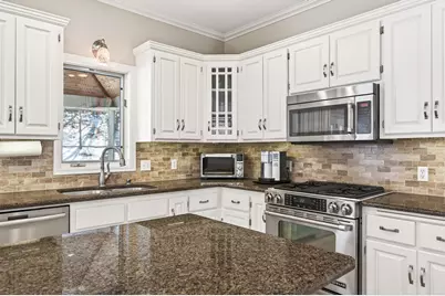 2536 Bridle Creek Trail, Chanhassen, MN 55317 - Photo 18