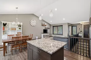 3911 Sunnydale Ln SE, Rochester, MN 55904 - Photo 18