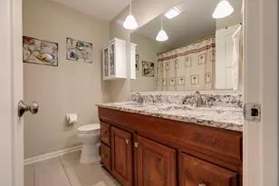 2750 Queensland Ln N, Plymouth, MN 55447 - Photo 32