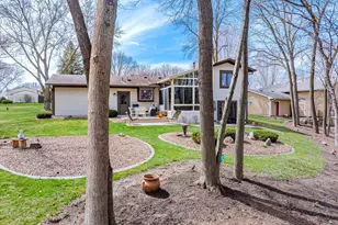 112117 Haering Cir, Chaska, MN 55318 - Photo 12