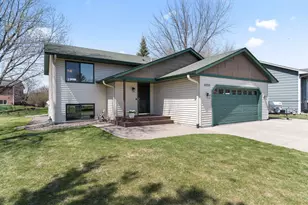 6055 Kalland Dr NE, Albertville, MN 55301 - Photo 2