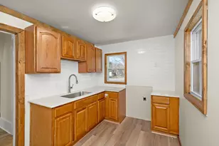 805 4th St SW, Willmar, MN 56201 - Photo 18