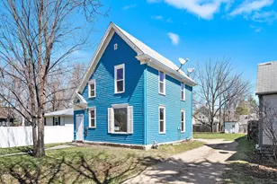 805 4th St SW, Willmar, MN 56201 - Photo 2