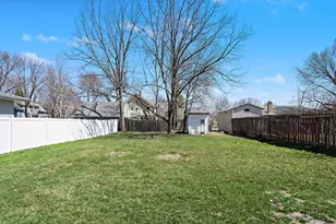805 4th St SW, Willmar, MN 56201 - Photo 28