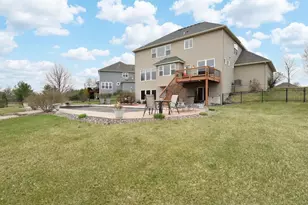 359 Riverside Cir, Anoka, MN 55303 - Photo 28